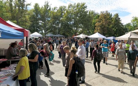 Picture for category Sustainability Office - Farmer's Market