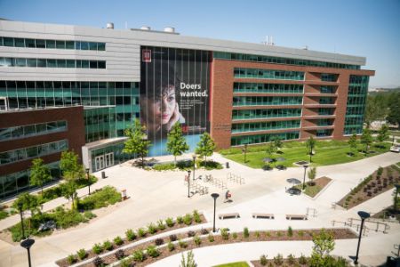 Picture for category Full-Time MBA